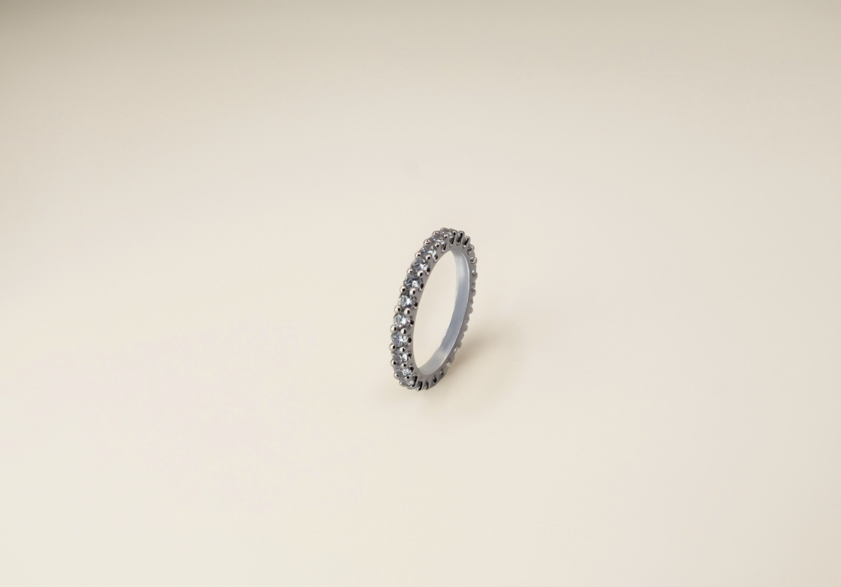 TINA RING WEISS UND SILBER